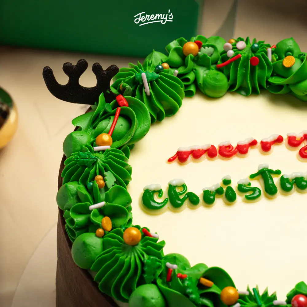 xmas-cake-danang-jermeyskitchen.webp