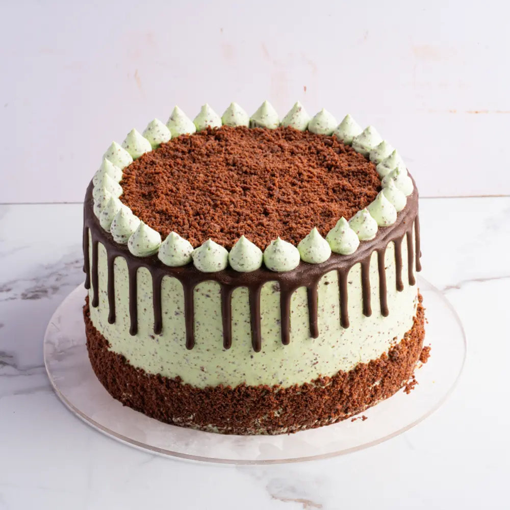 Mint Cookie & Cream Cake 