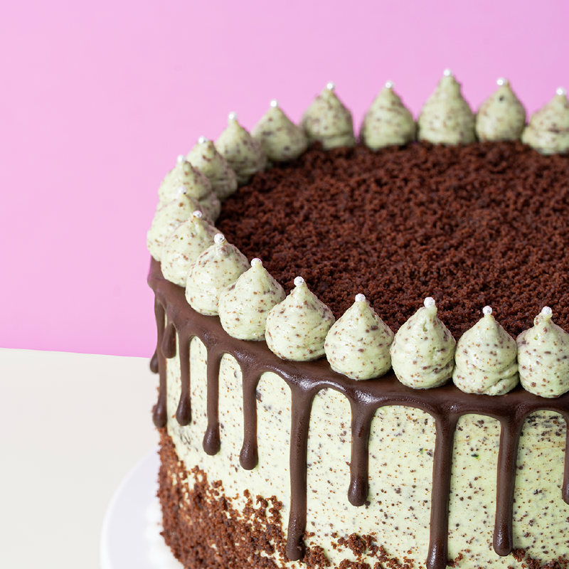 Mint Cookie & Cream Cake 