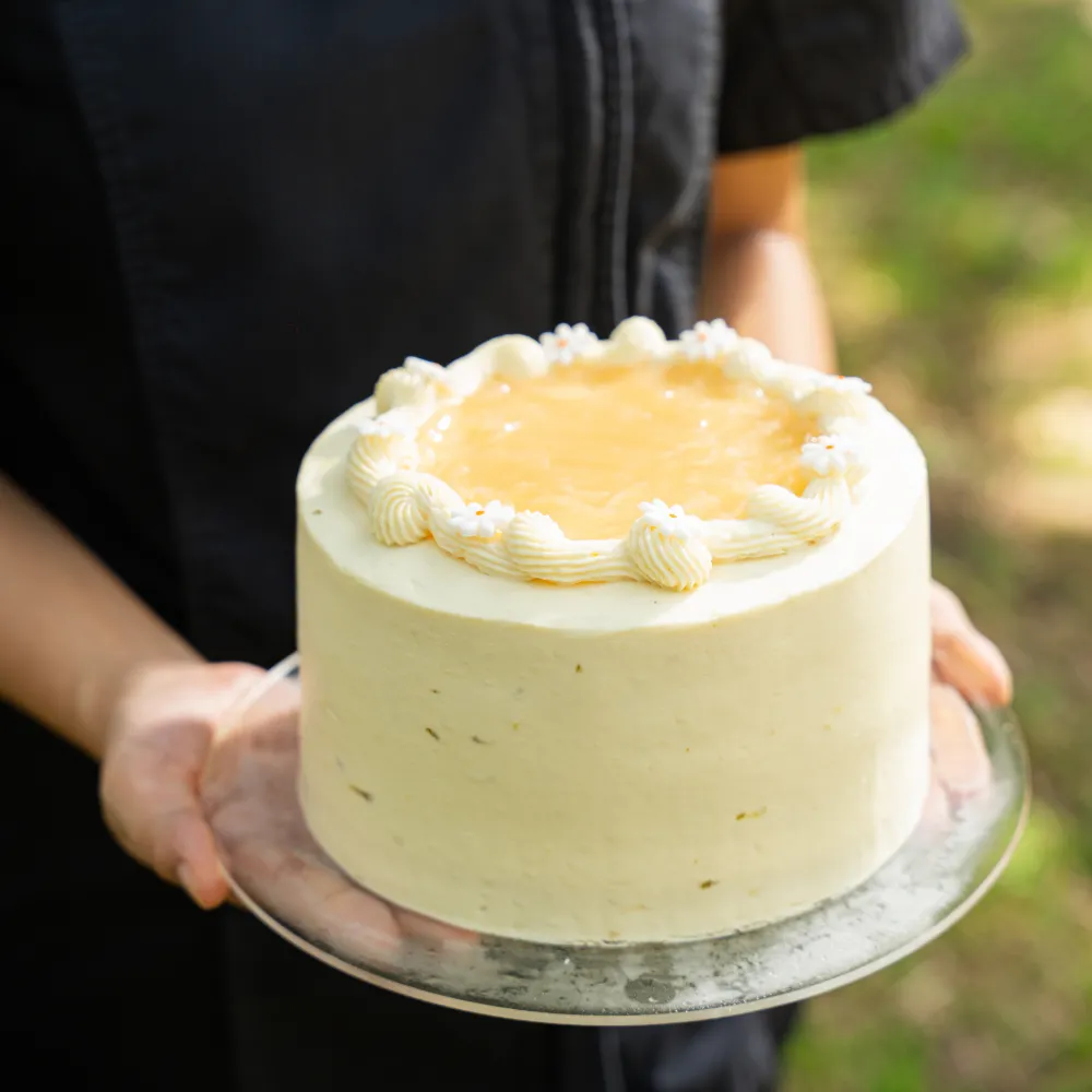 Soursop Lime Cake  (16cm)