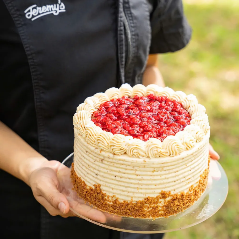 Red Currant Biscoff Cake (16 cm)
