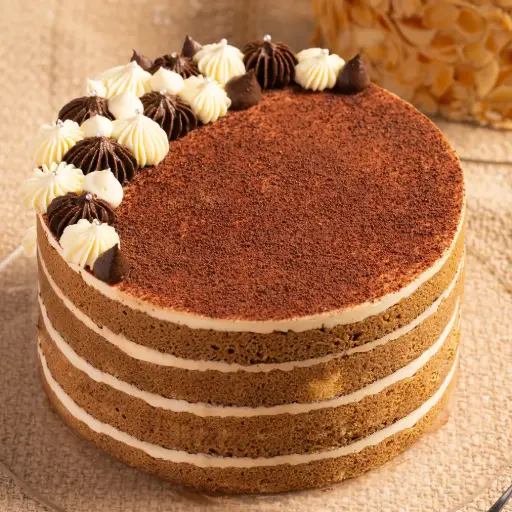 Vietnamese Tiramisu Cake 